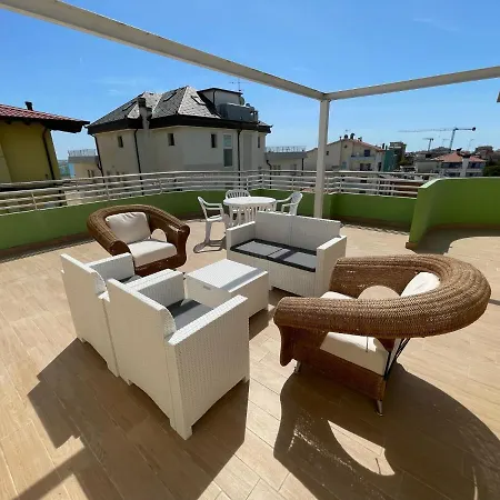 Апарт-отель Gianka - Agenzia Cocal Каорле